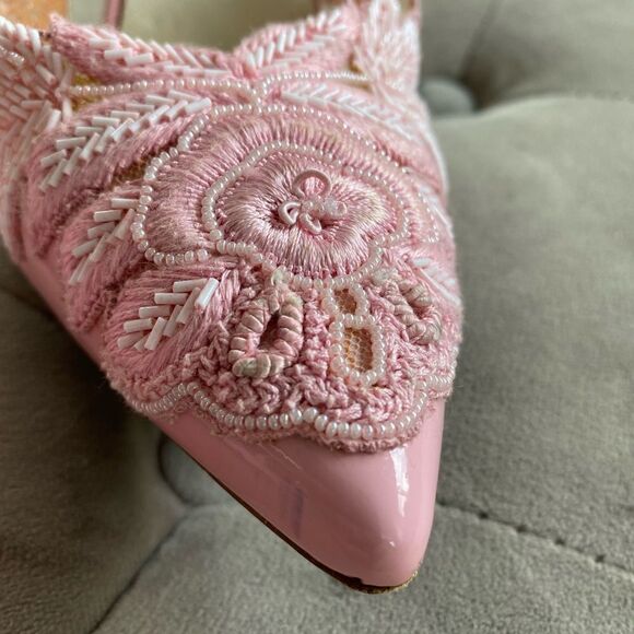 Oscar de la Renta Patent Mesh Alyssa Embellished Pointed Toe Pumps pink 39 - Picture 4 of 8